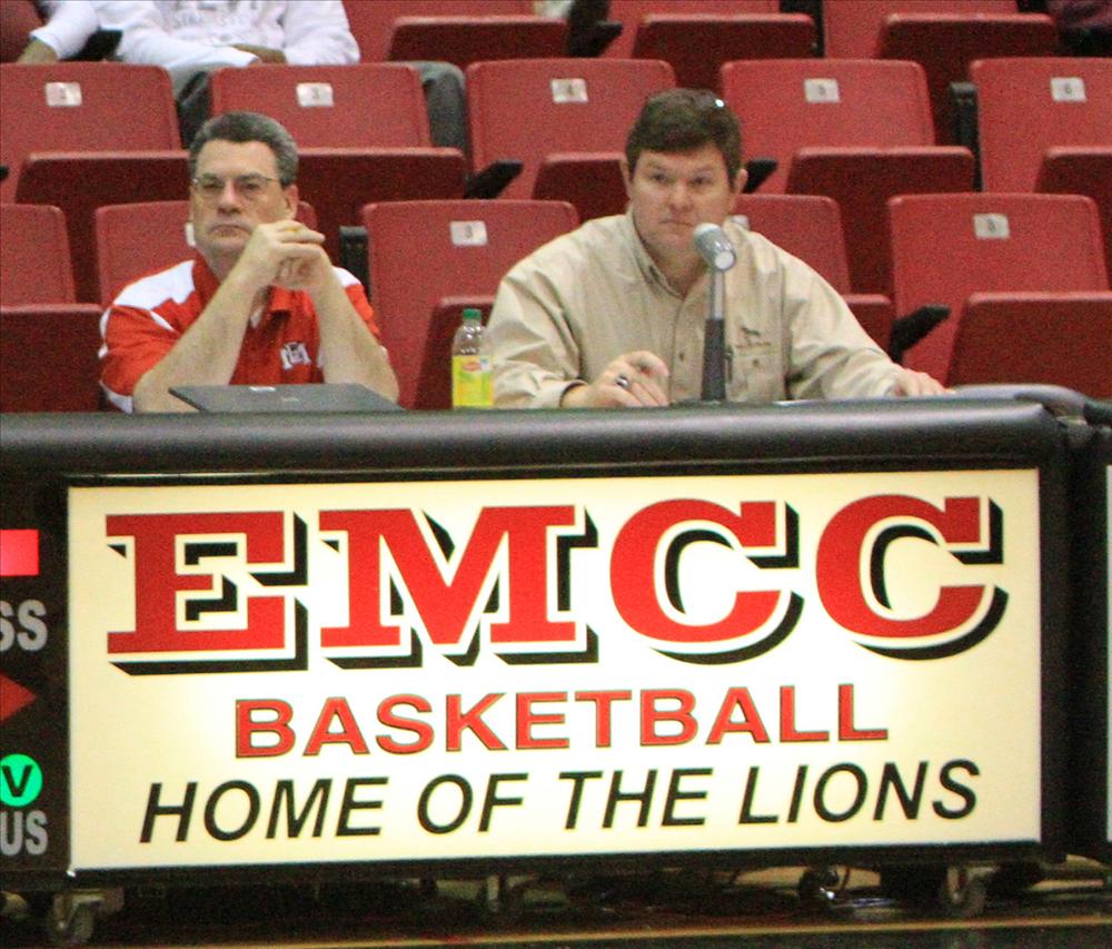 Rosinski EMCC Hoops1